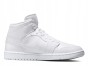 NIKE AIR JORDAN 1 MID 554724 136-but ustawiony w prawo