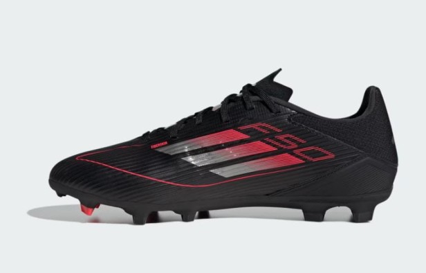 ADIDAS F50 LEAGUE FG/MG IE1294-but ustawiony w lewo