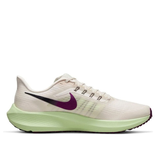 NIKE AIR ZOOM PEGASUS 39 DH4071 101-but ustawiony w prawo