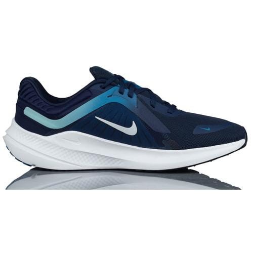 Nike Quest 5 Dd0204 400-but skierowany w prawo