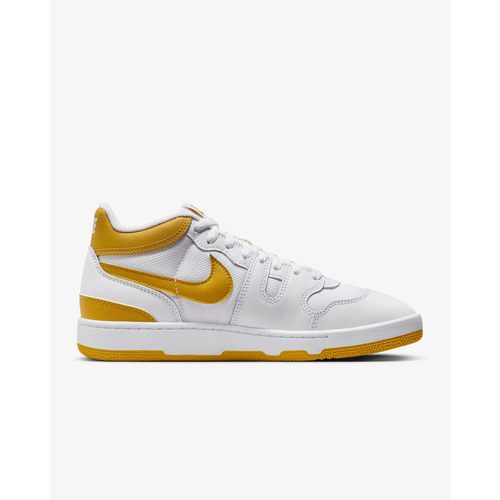Nike Attack Qs Sp Fb8938 102-but skierowany w prawo
