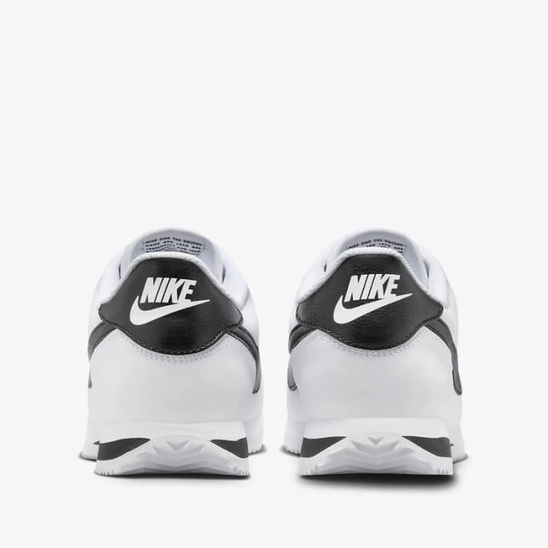 NIKE CORTEZ DM4044 105-buty widok z tyłu