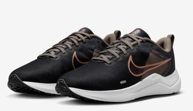 Nike W Downshifter 12 Dd9294 008- Ujęciu pod kątem