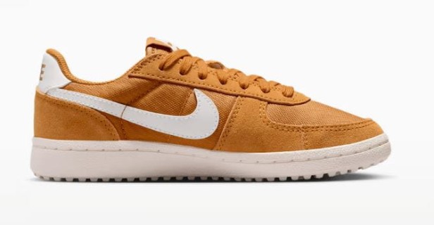 Nike Field General (gs) If0465 700- W położeniu bocznym