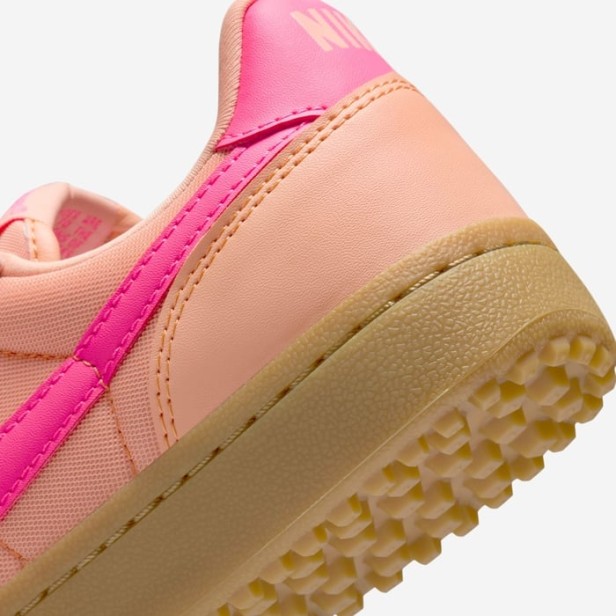 Nike Wmns Field General Fz5593 800- Szczegół z tyłu