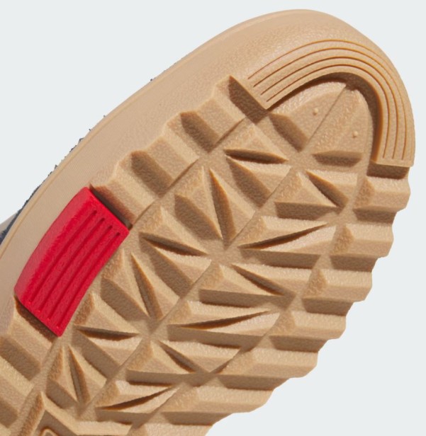 Adidas Hoops 4.0 Mid Winterized Jr6705-but zbliżenie podeszwy