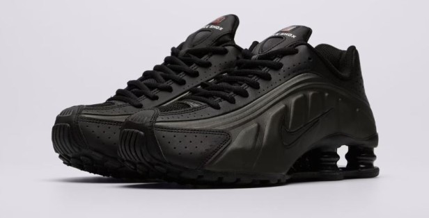 Nike Shox R4 (Gs) Cw2626 003-buty widok z boku