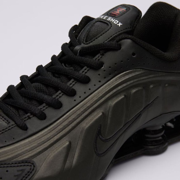 Nike Shox R4 (Gs) Cw2626 003-but zbliżenie przód