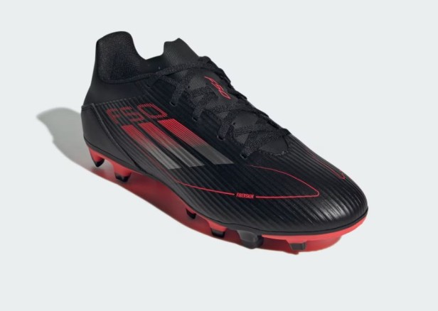 Adidas F50 Club Fg/mg Ie1246-but widok z boku