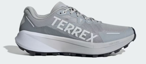 Adidas Terrex Agravic 3 Jr5244-but skierowany w prawo