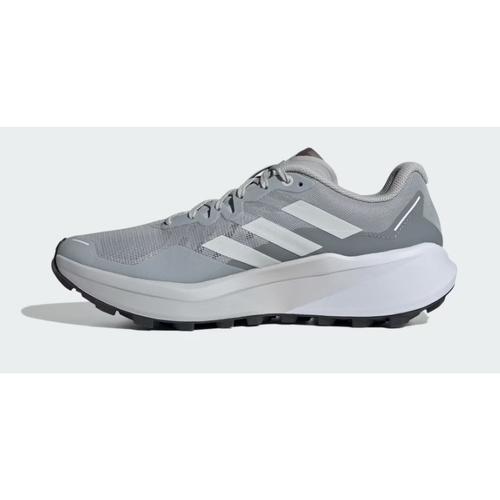 Adidas Terrex Agravic 3 Jr5244-but skierowany w lewo