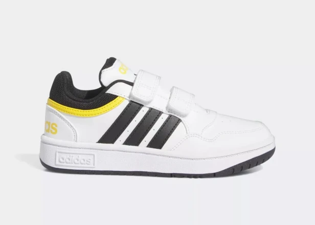 Adidas Hoops 3.0 Cf C If5316-but skierowany w prawo